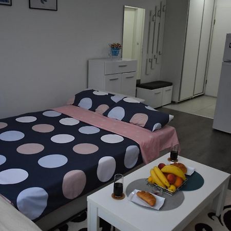 Blue Corner Apartment Скопье Экстерьер фото