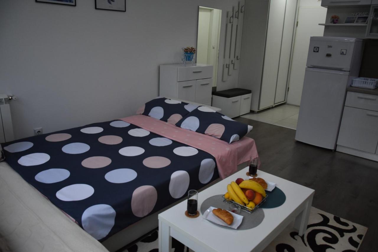 Blue Corner Apartment Скопье Экстерьер фото
