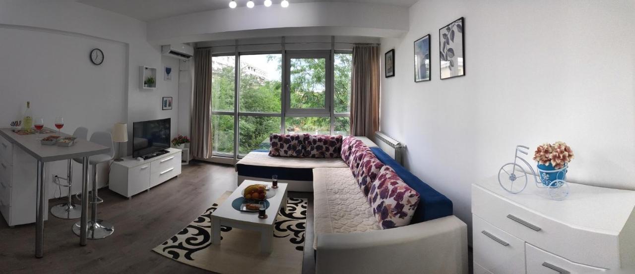 Blue Corner Apartment Скопье Экстерьер фото