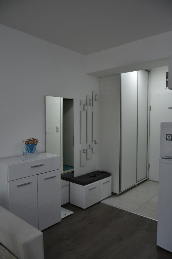 Blue Corner Apartment Скопье Экстерьер фото