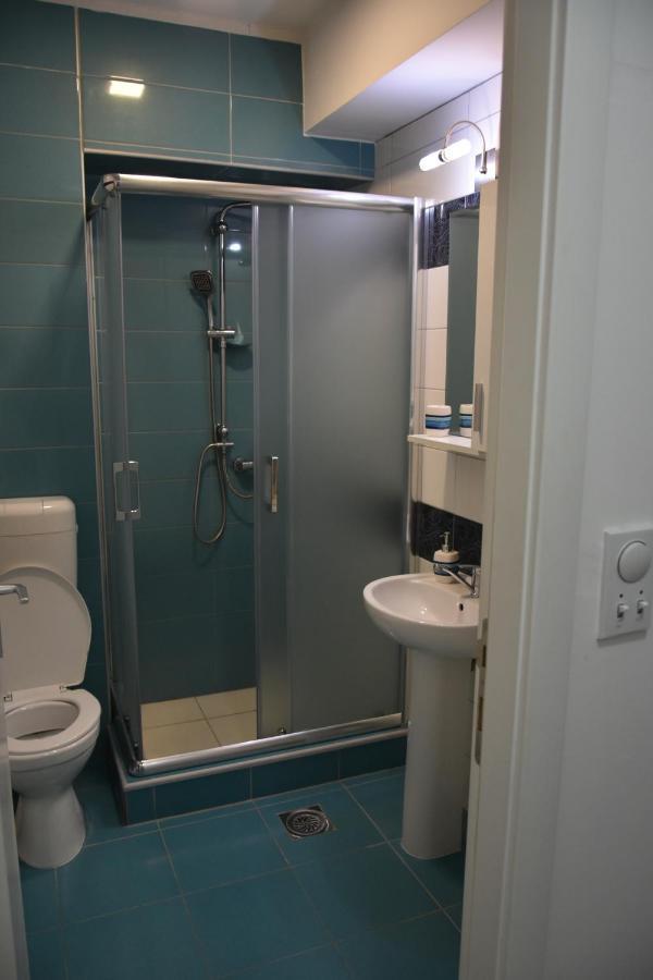 Blue Corner Apartment Скопье Экстерьер фото